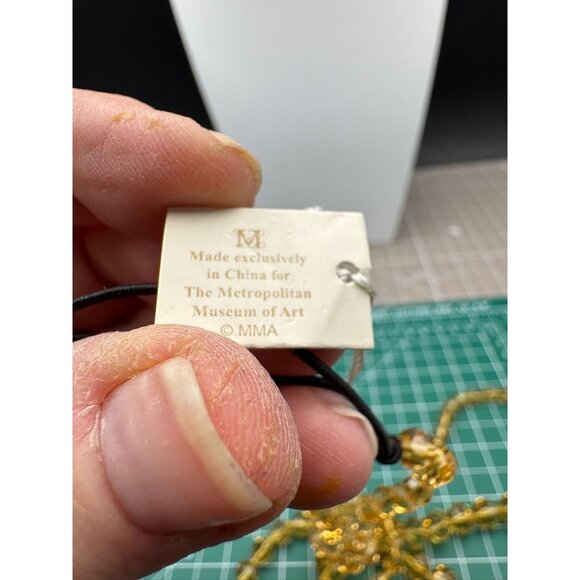 MMA Metropolitan Museum of Art 40" Carved Amber Rock Crystal Necklace with Tags - Picture 4 of 5